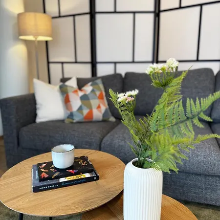 Modern Right On The Dock - Near Downtown 베르겐